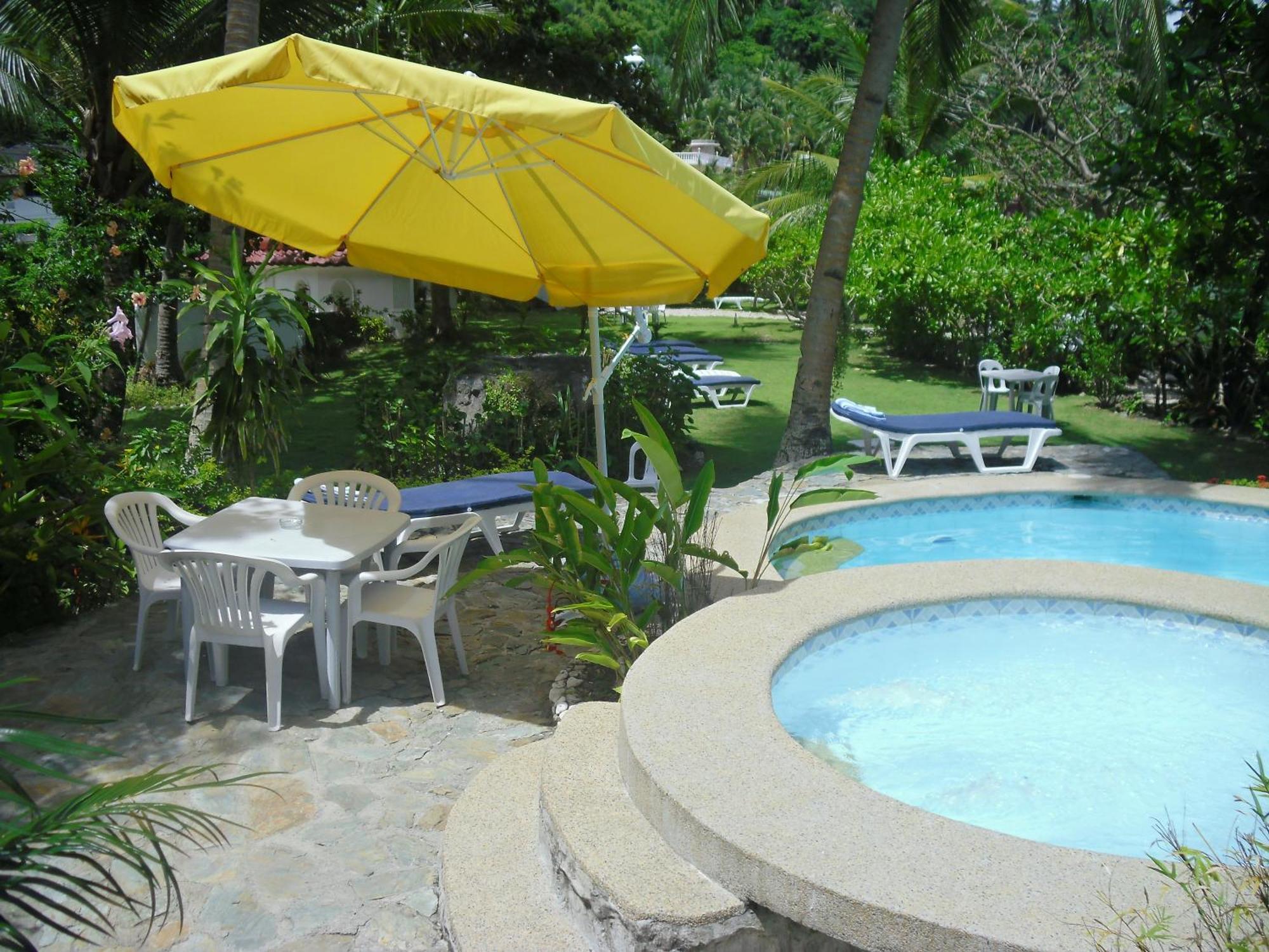 Blue Crystal Beach Resort Puerto Galera Eksteriør bilde
