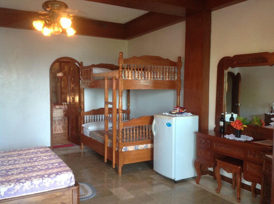 Blue Crystal Beach Resort Puerto Galera Eksteriør bilde